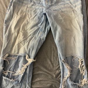 American Eagle mom jeans